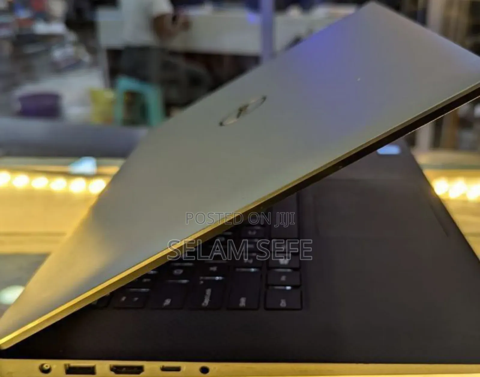 New Laptop Dell XPS 15 8GB Intel Core I5 SSD 256GB