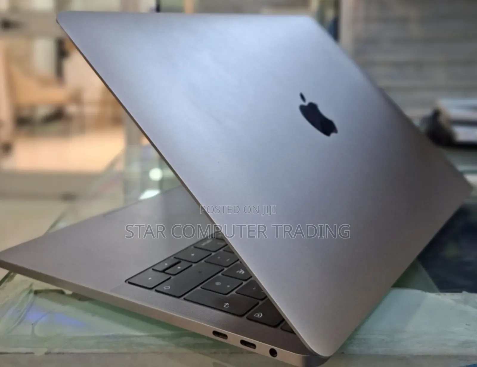 New Laptop Apple MacBook Pro 2019 8GB Intel Core I5 SSD 1T