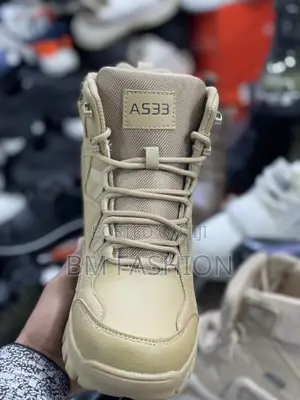 A533 Creamy Boots Men’S for Summer