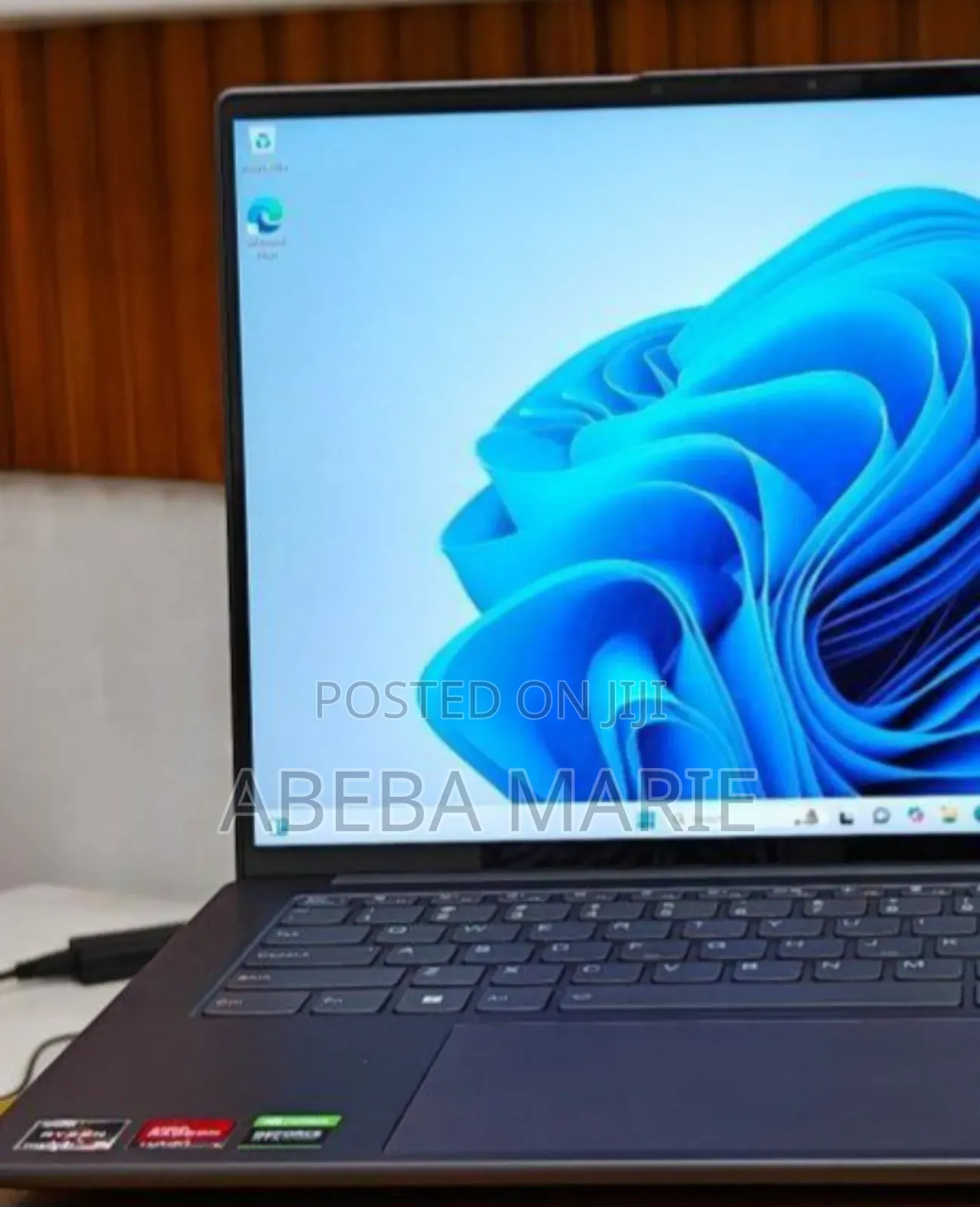 New Laptop Lenovo Yoga 710 32GB AMD Ryzen 9 SSD 512GB