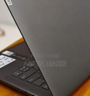 New Laptop Lenovo Yoga 710 32GB AMD Ryzen 9 SSD 512GB