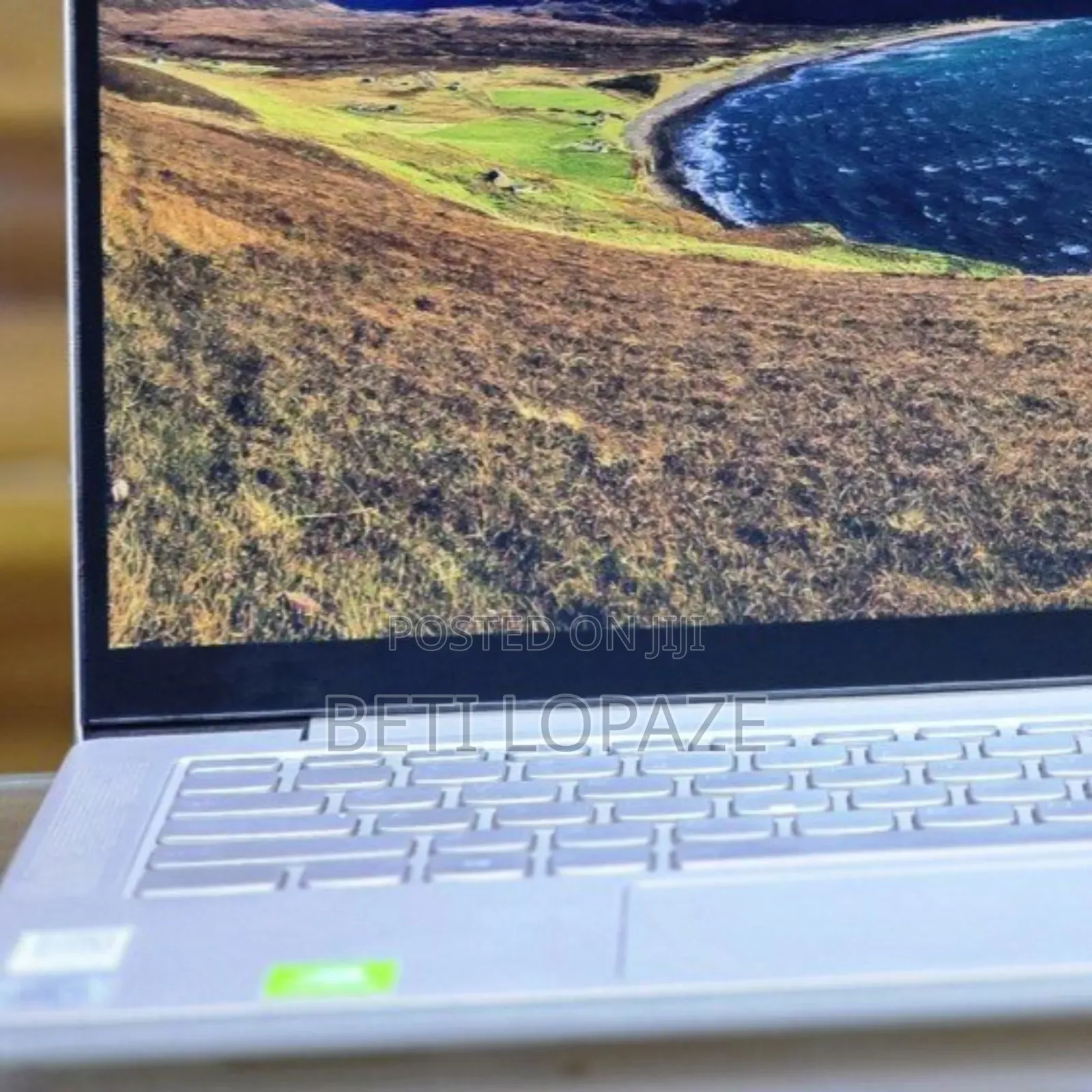 New Laptop Lenovo Yoga 2 8GB Intel Core I5 SSD 512GB