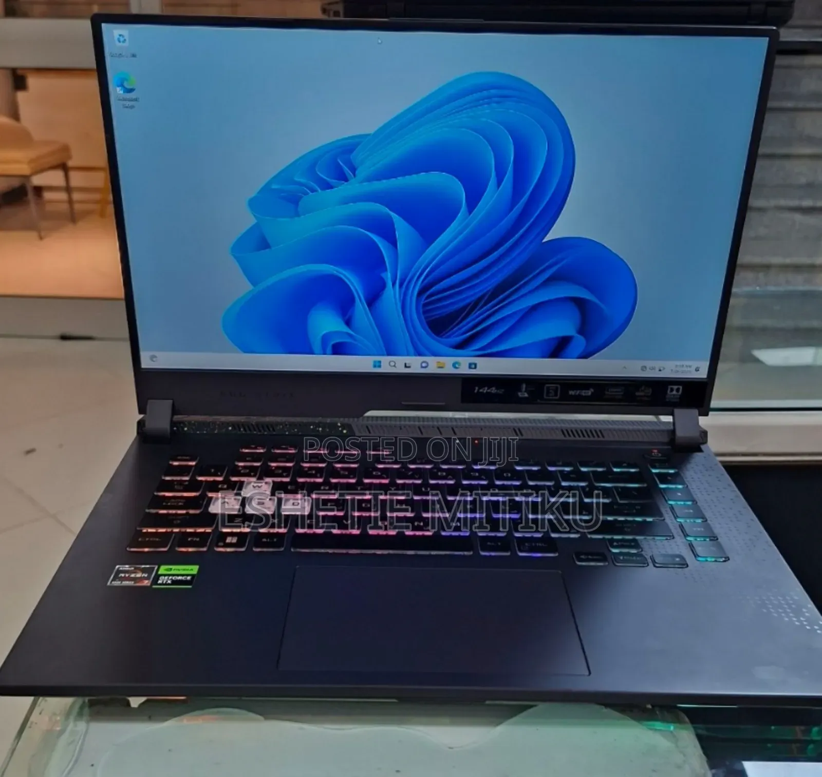 New Laptop Asus TUF Gaming A15 16GB AMD Ryzen 7 SSD 1T