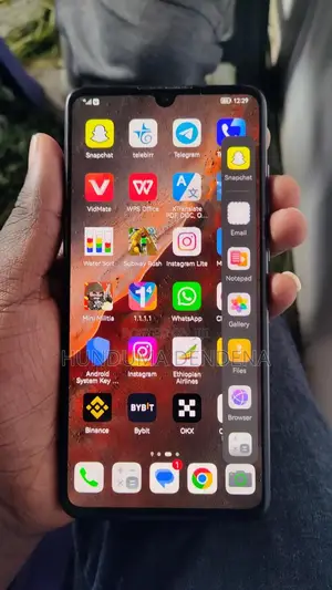 Photo - Huawei P30 128 GB Black
