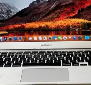 Photo - New Laptop Apple MacBook Air 2017 8GB Intel Core I7 SSD 256GB