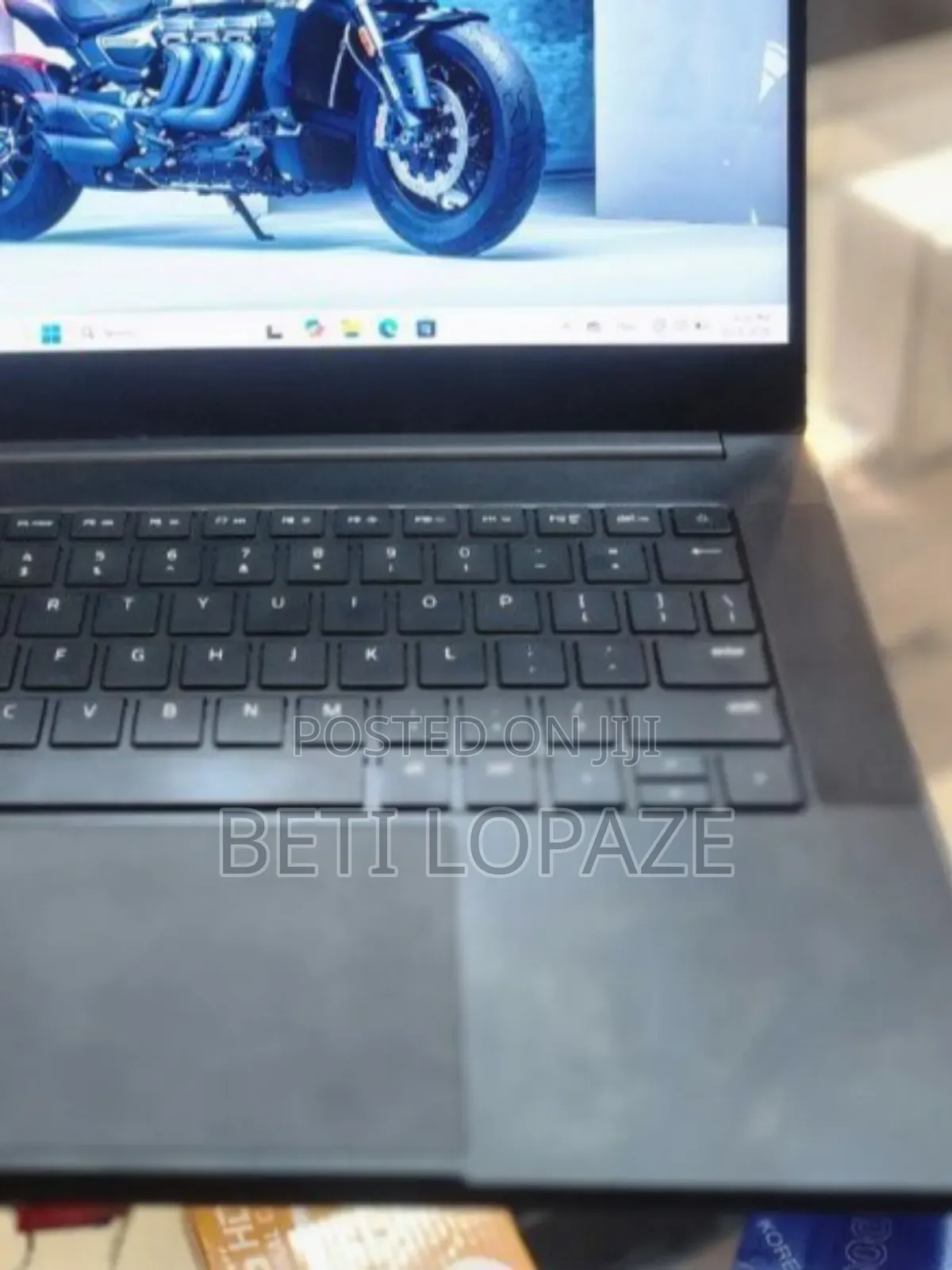 New Laptop Razer Blade 16GB AMD Ryzen 9 SSD 1T