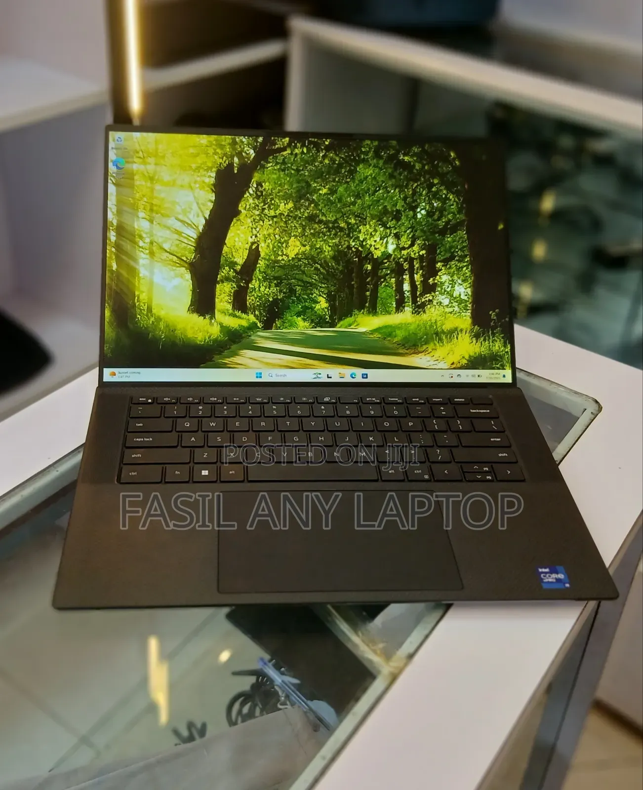 New Laptop Dell Precision 5570 4GB Intel Core i9 SSD 1T