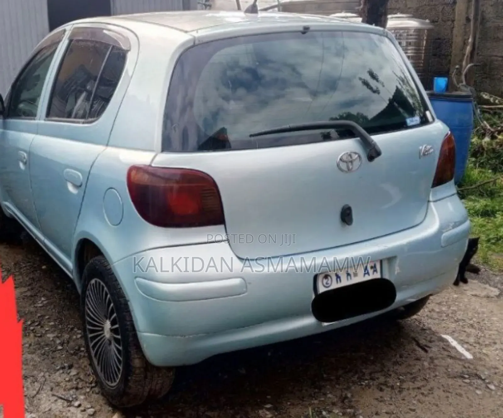 Toyota Vitz 2004 Silver