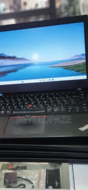 Photo - New Laptop Lenovo ThinkPad 10 16GB Intel Core I5 SSD 512GB