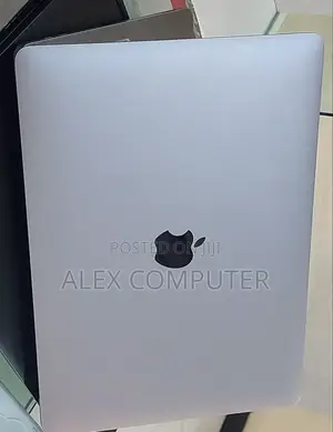 New Laptop Apple MacBook Pro 2022 M2 8GB Apple M2 SSD 256GB