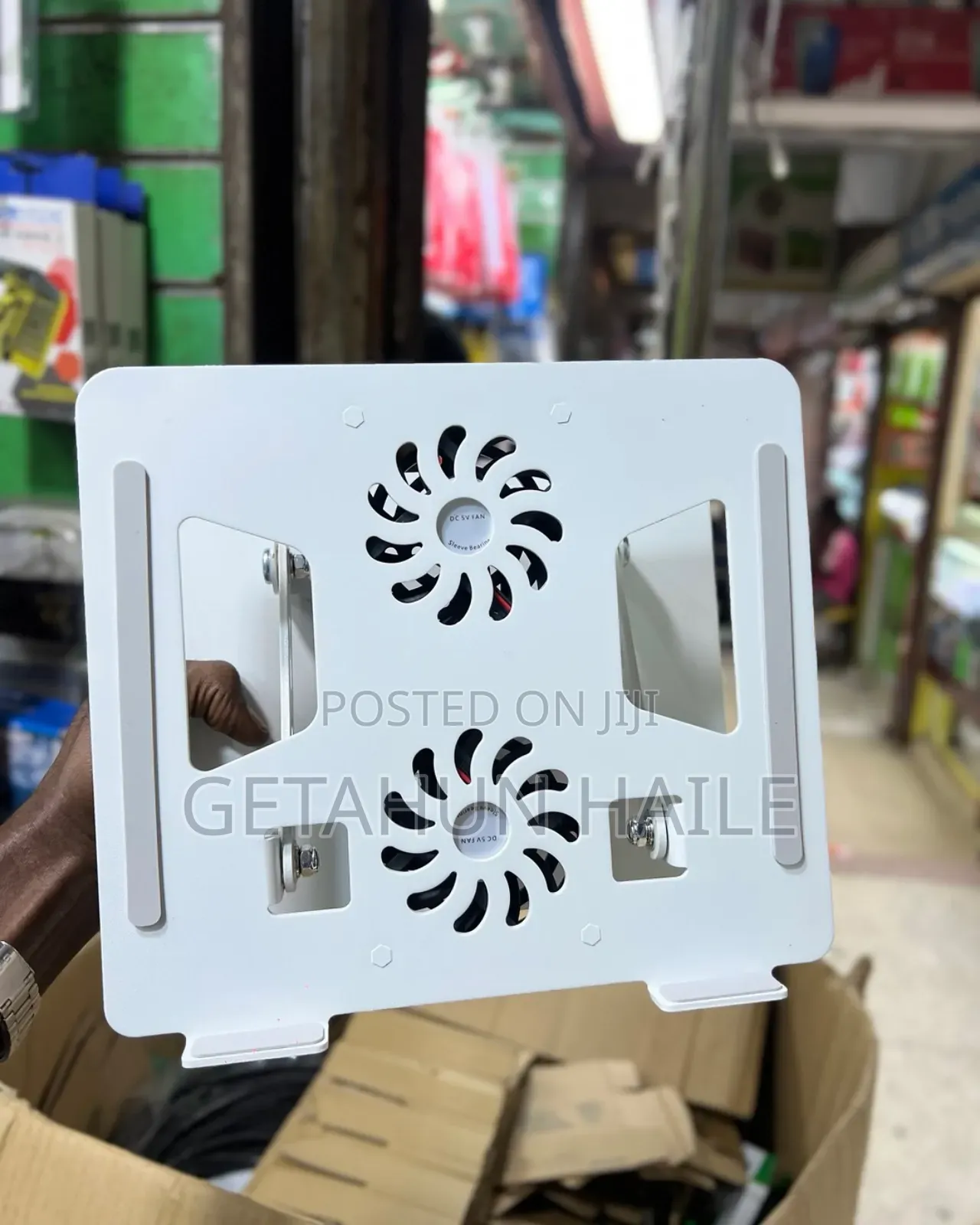 Laptop Stand With Built in Dual Fan Yl-906