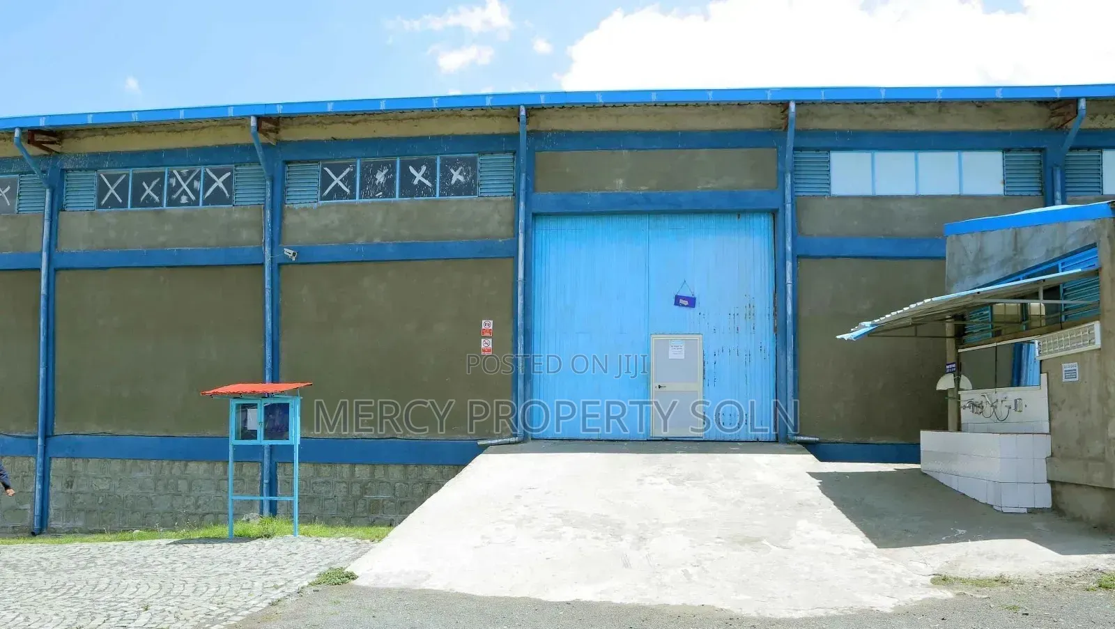 Warehouse for Rent Gerji Area የሚከራይ መጋዘን ገርዢ አከባቢ