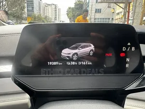 Volkswagen ID.6 2022 Black