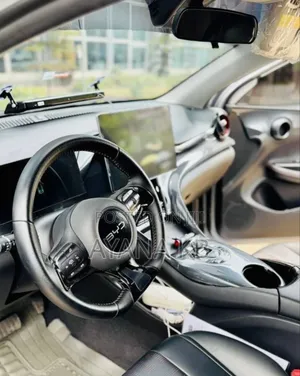 BYD E2 43 kWh 94 hp FWD 2025 Gray