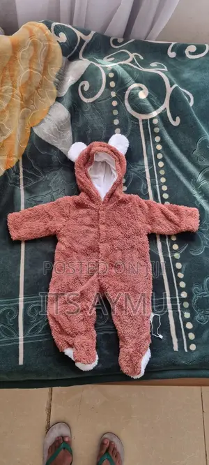 Photo - Newborn Baby Boy Bear Hoodies ልጆች ከቅዝቃዜ ነፃ የሆነ ጊዜ እንዲያሳልፉ