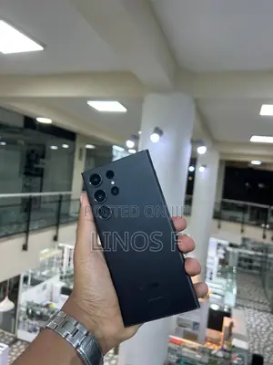 Photo - Samsung Galaxy S23 Ultra 256 GB Black