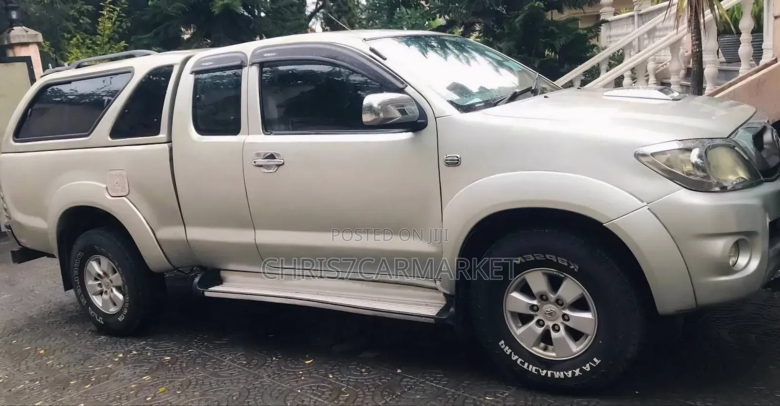 Toyota Hilux 2.5 D-4D SRX 2011 Silver