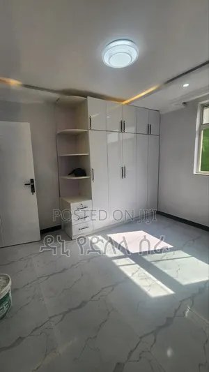 Furnished 8bdrm House in አዲስ አበባ, Bole for sale