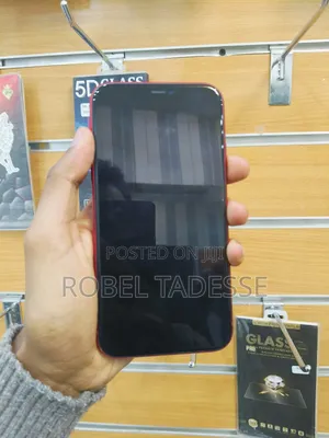 Apple iPhone 11 64 GB