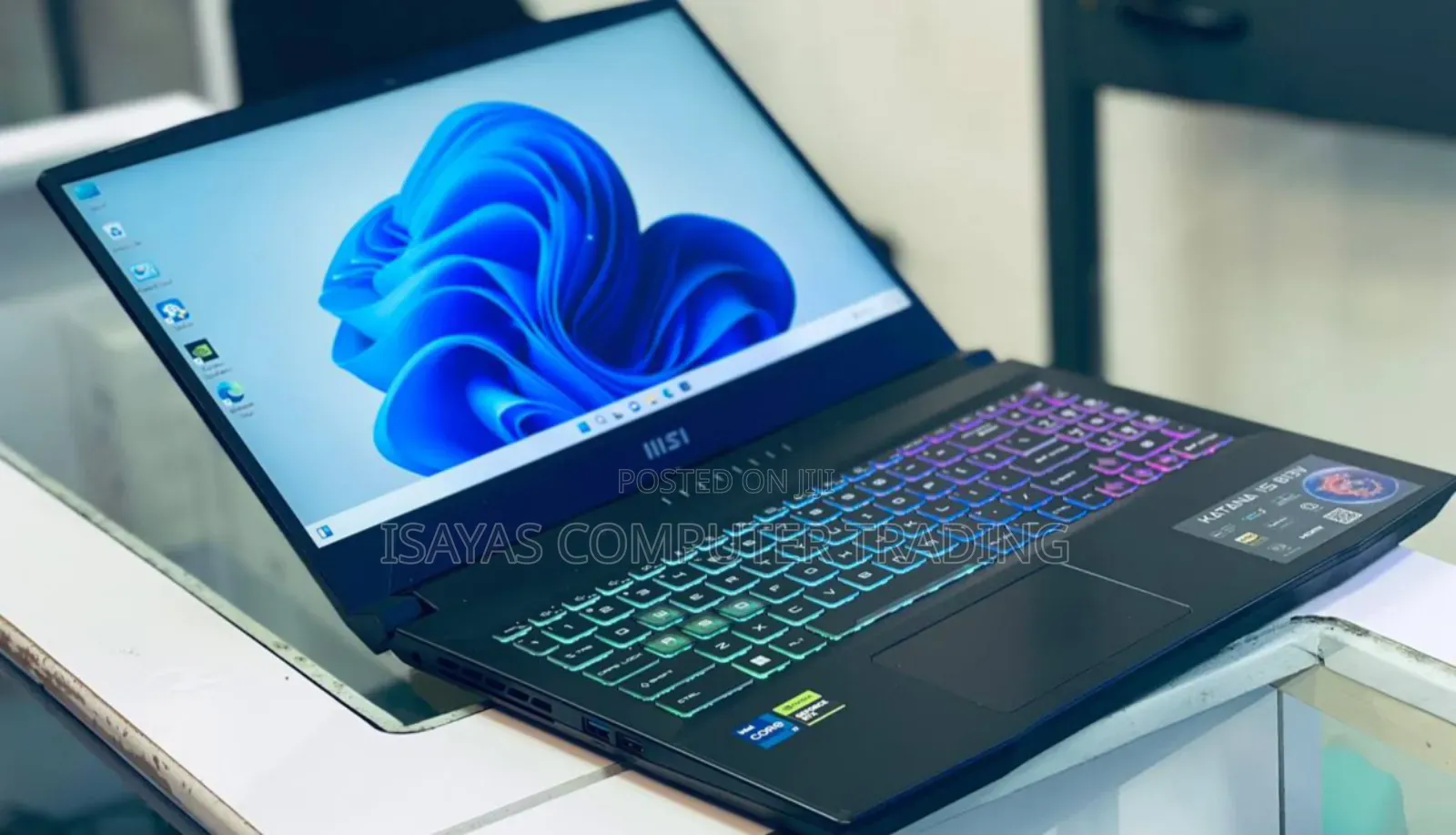 New Laptop MSI Katana 15 16GB Intel Core I7 SSD 1T