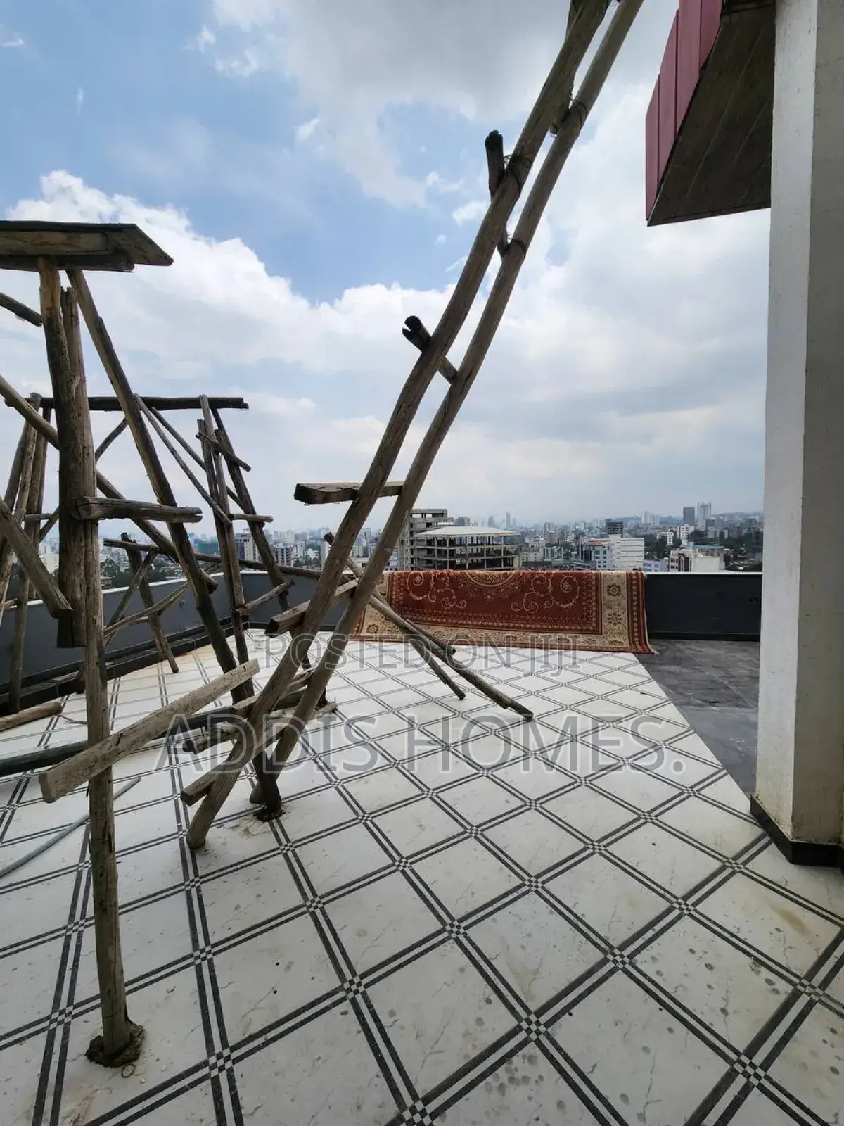 3bdrm Penthouse in Bole for sale