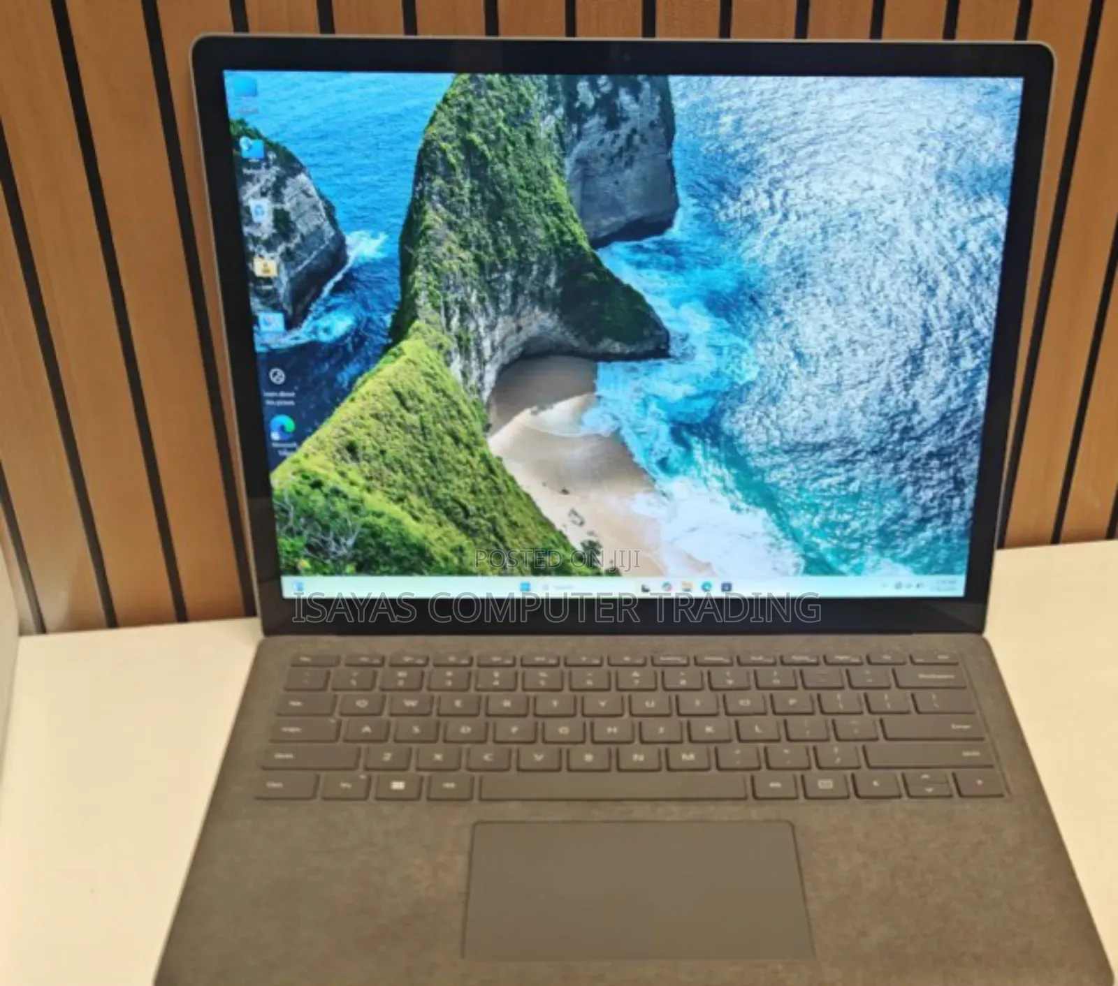 New Laptop Microsoft Surface Book 16GB Intel Core I7 SSD 512GB