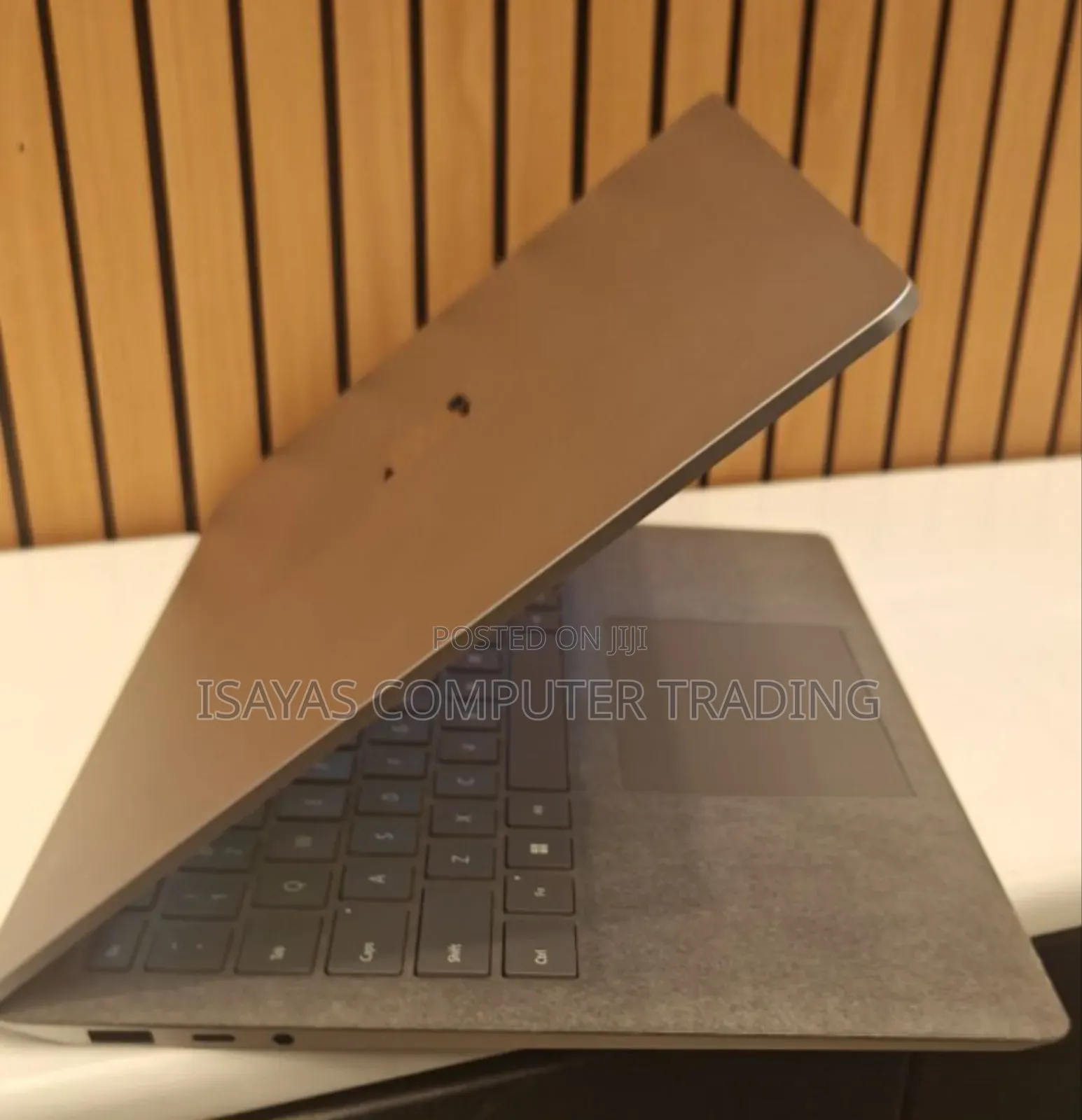 New Laptop Microsoft Surface Book 16GB Intel Core I7 SSD 512GB