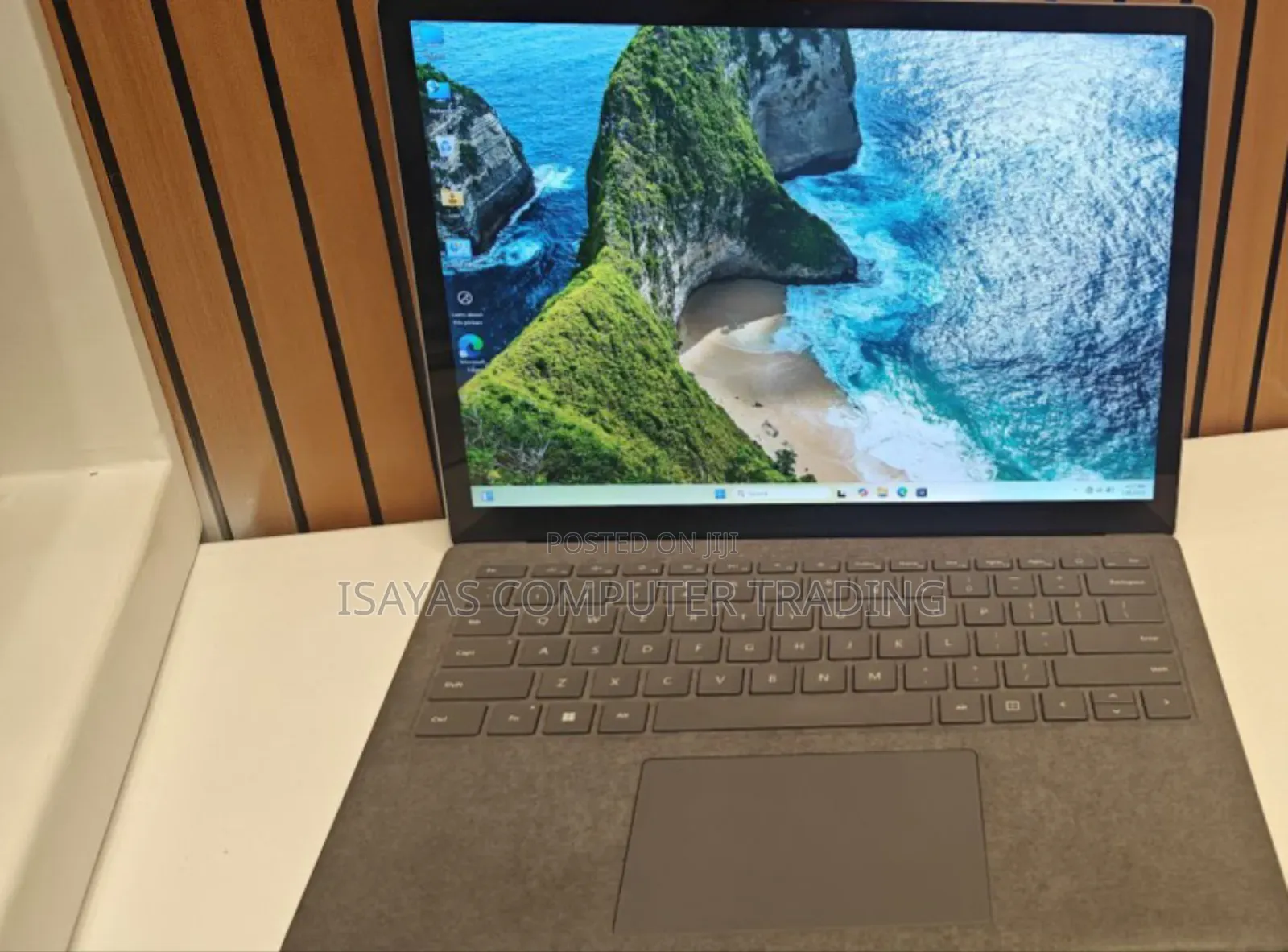 New Laptop Microsoft Surface Book 16GB Intel Core I7 SSD 512GB