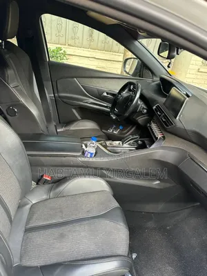 Peugeot 3008 2021 White