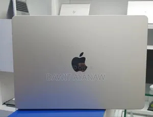 New Laptop Apple MacBook Air 2024 M3 13-Inch 16GB Apple M3 SSD 512GB