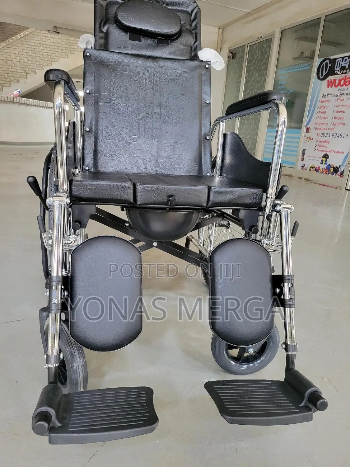 Reclining Wheelchair又又wheelchair~ Makes It Perfect for Rest
