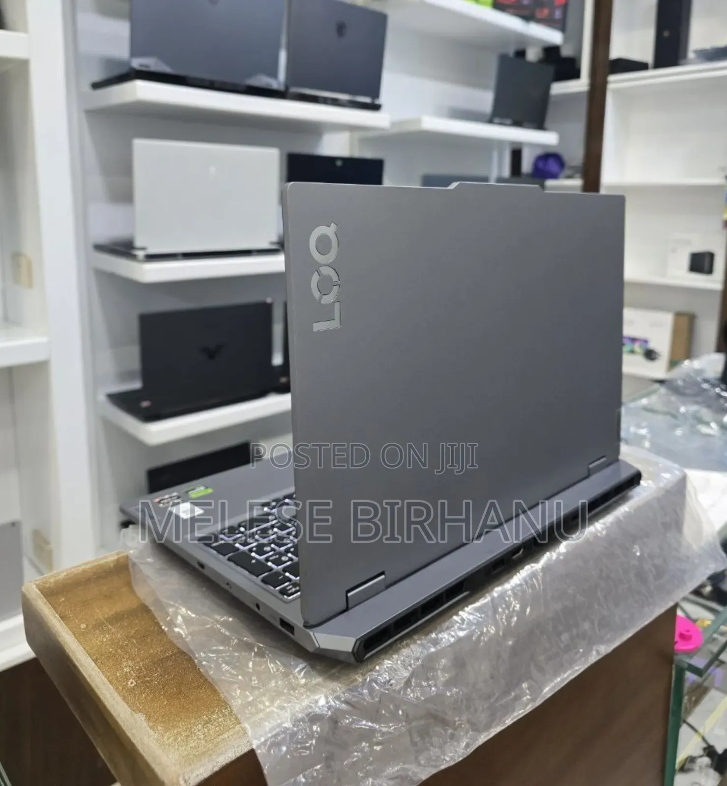 New Laptop Lenovo LOQ 15IRH8 24GB AMD Ryzen 5 SSD 512GB