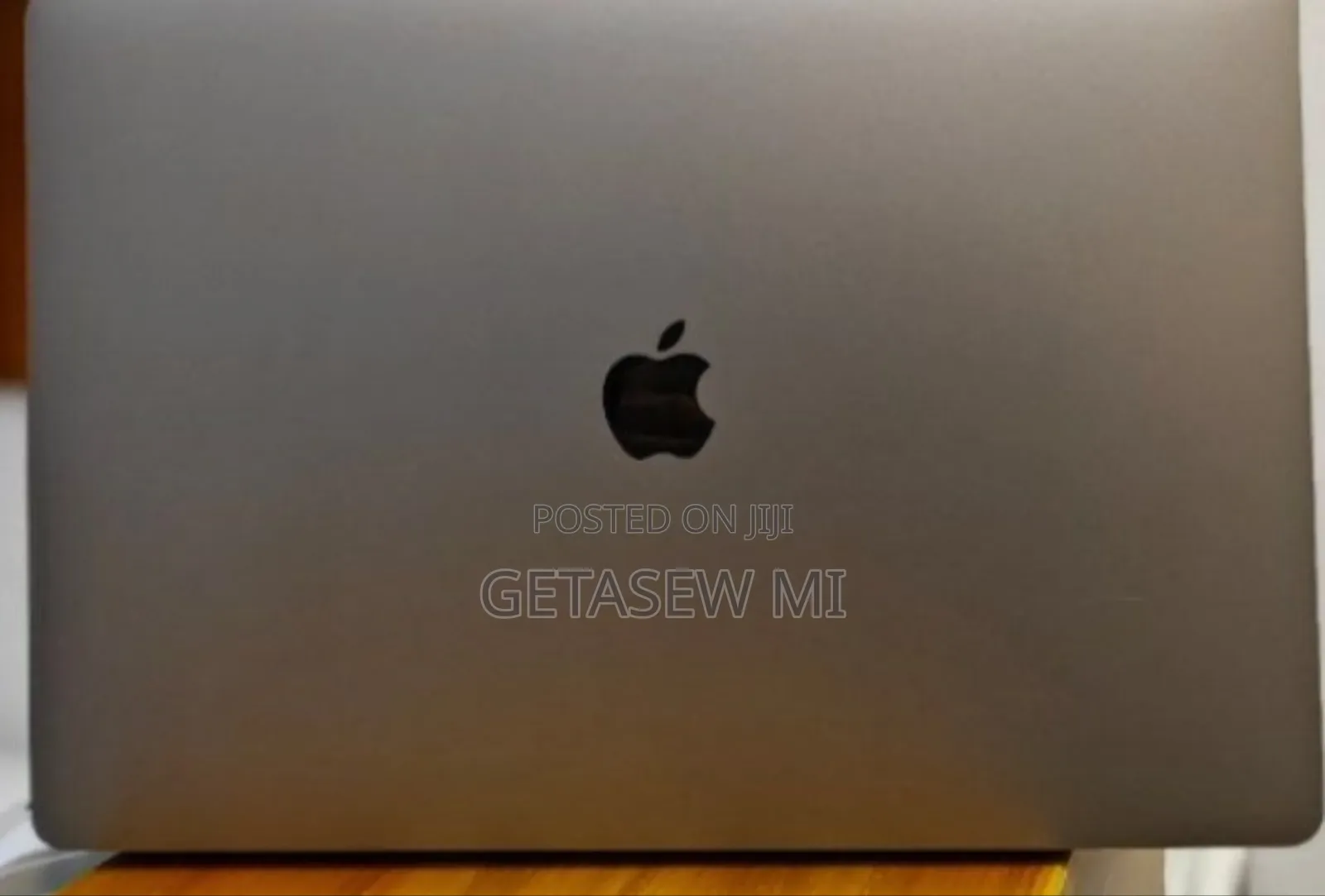 New Laptop Apple MacBook Pro 2019 16GB Intel Core I9 SSD 1T