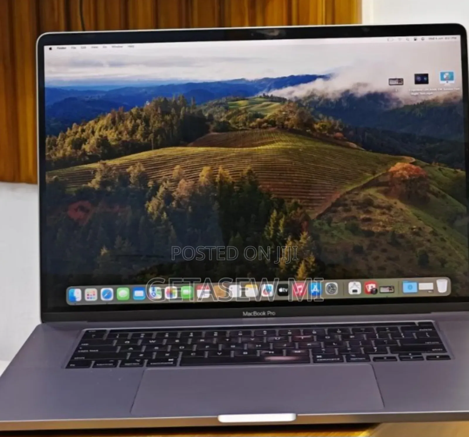 New Laptop Apple MacBook Pro 2019 16GB Intel Core I9 SSD 1T