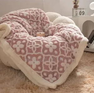 ለክረምቱ ቅዝቃዜ ጥሩ ሙቀት የሚሰጡ ጋቢ ለምኔ