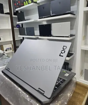 New Laptop Lenovo LOQ 15ARP9 24GB AMD Ryzen 5 SSD 512GB