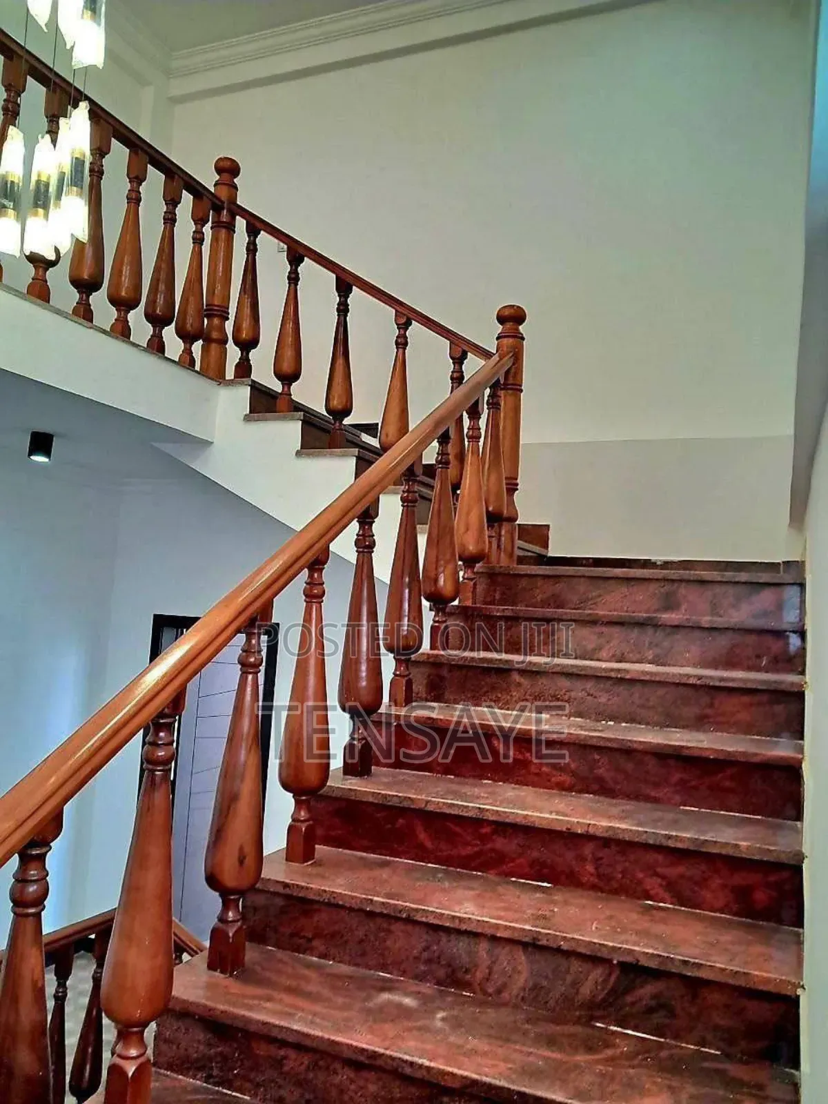 3bdrm House in Yeka for sale