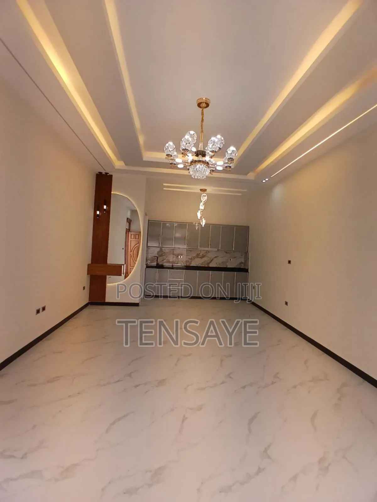 5bdrm House in Yeka for sale