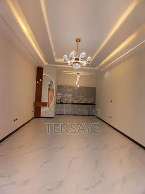 5bdrm House in Yeka for sale