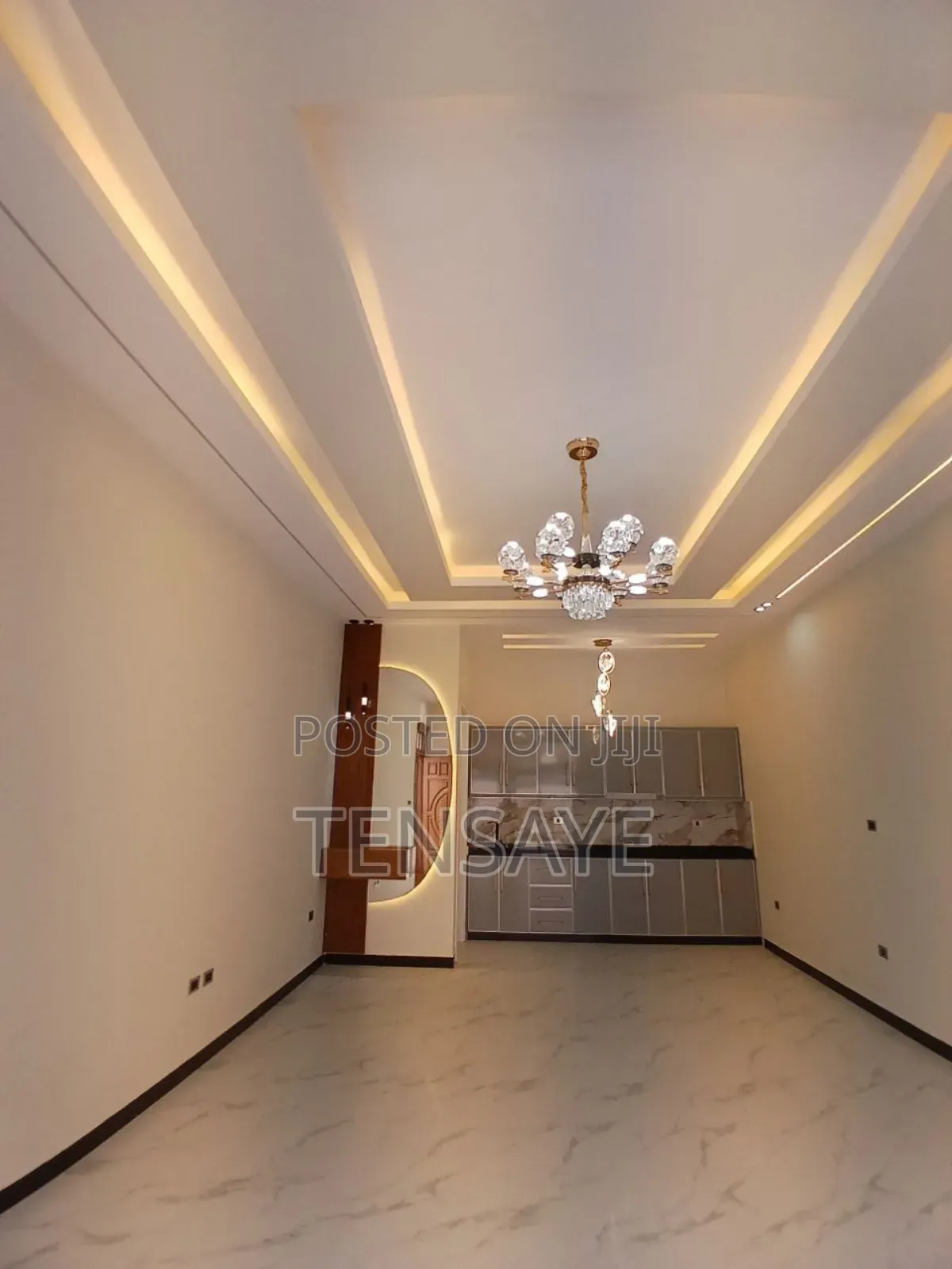 5bdrm House in Yeka for sale