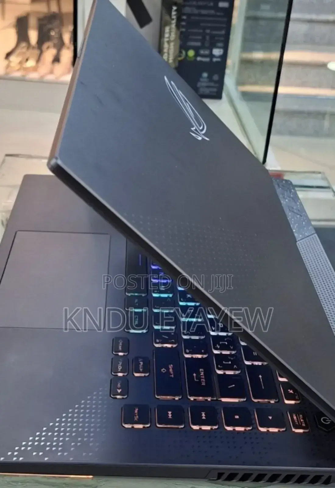 New Laptop Asus ROG Strix G15 16GB AMD Ryzen 7 SSD 1T