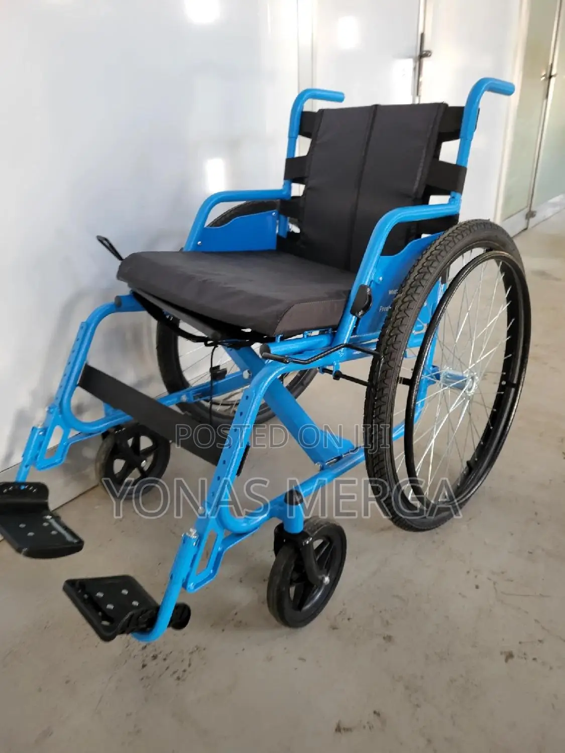 Wheelchair/Wilcher\Seat Width 46cm,Folding Footrest Armrests