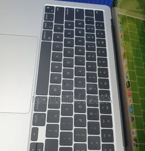 New Laptop Apple MacBook Air 2024 M3 13-Inch 16GB Apple M3 SSD 512GB