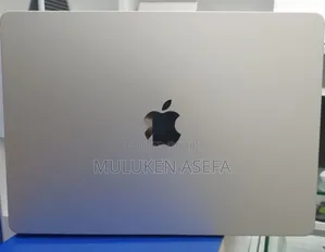 New Laptop Apple MacBook Air 2024 M3 13-Inch 16GB Apple M3 SSD 512GB