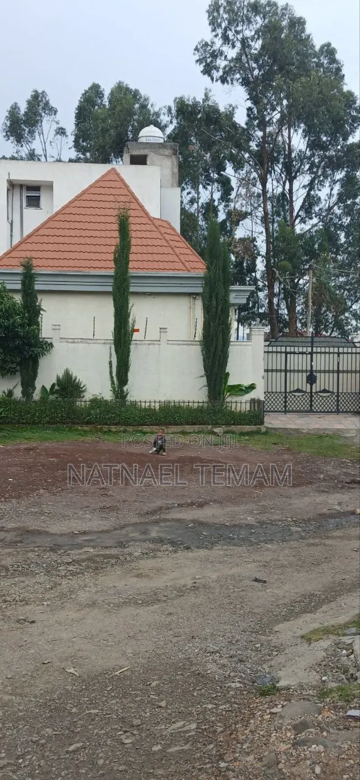 Furnished 2bdrm House in አያት, Yeka for sale