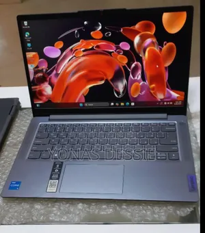 New Laptop Lenovo Ideapad 3 8GB Intel Core I5 SSD 512GB