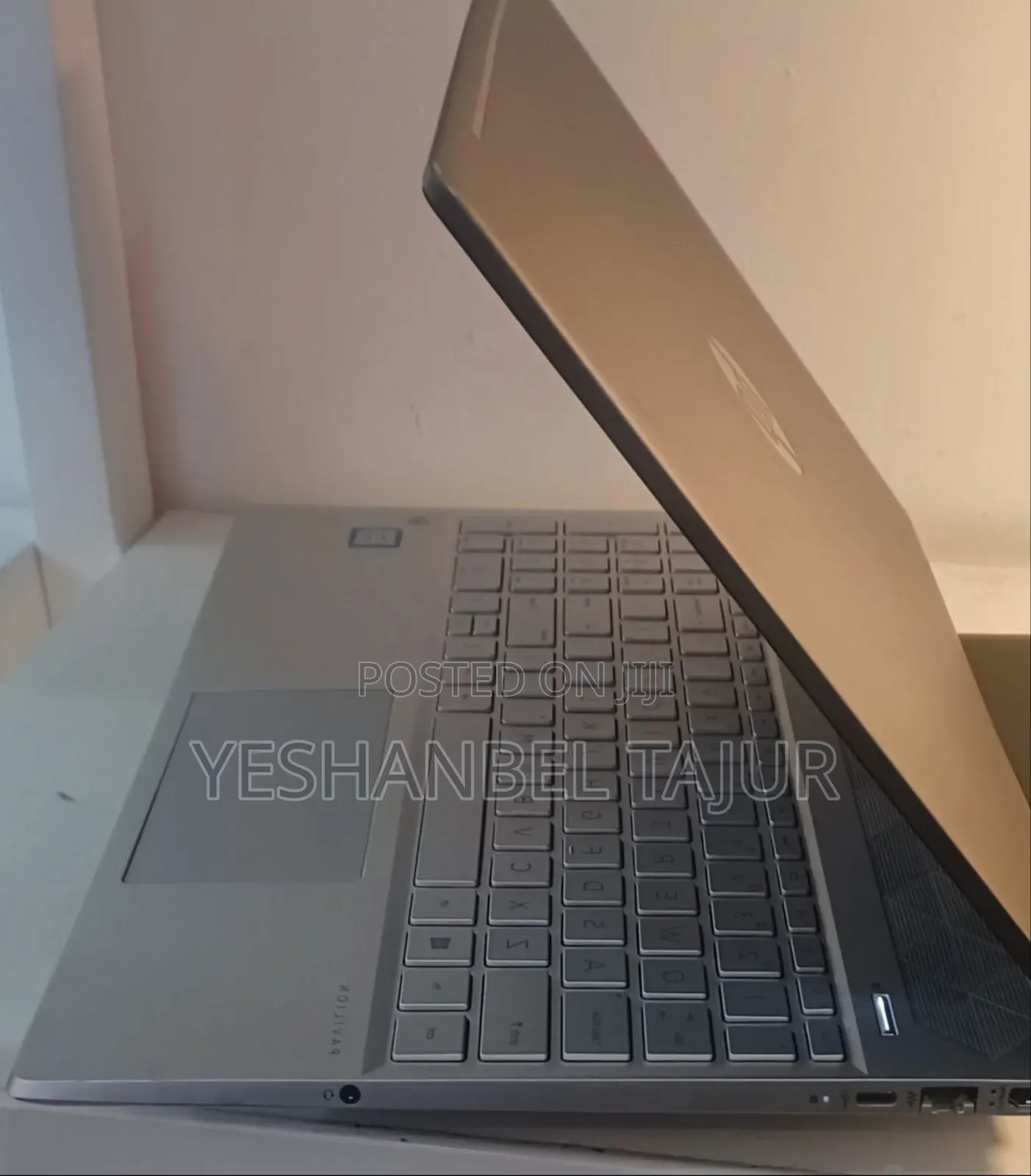 New Laptop HP Pavilion 15 12GB Intel Core I5 SSD 512GB