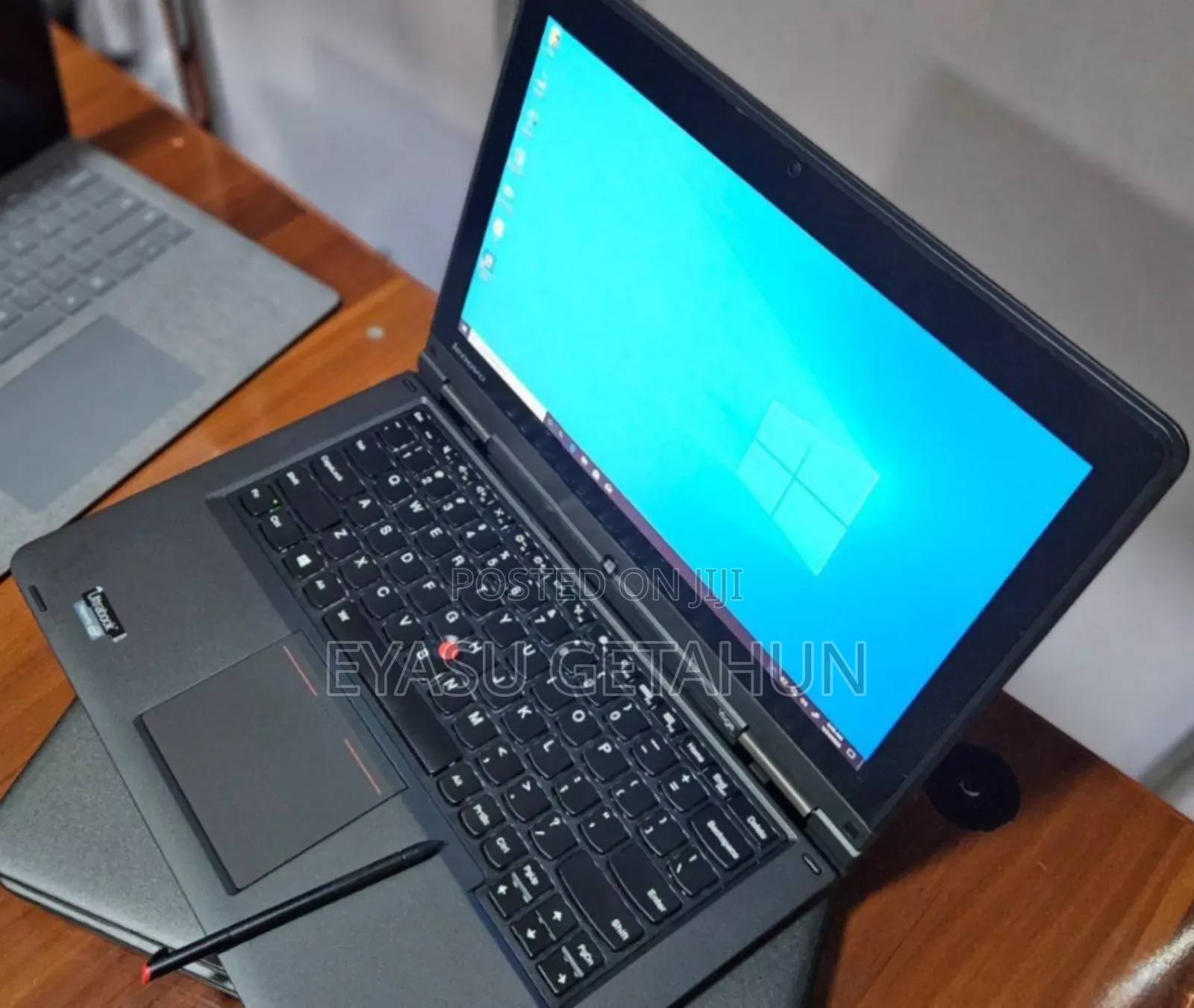 New Laptop Lenovo ThinkPad Yoga 8GB Intel Core I7 SSD 256GB