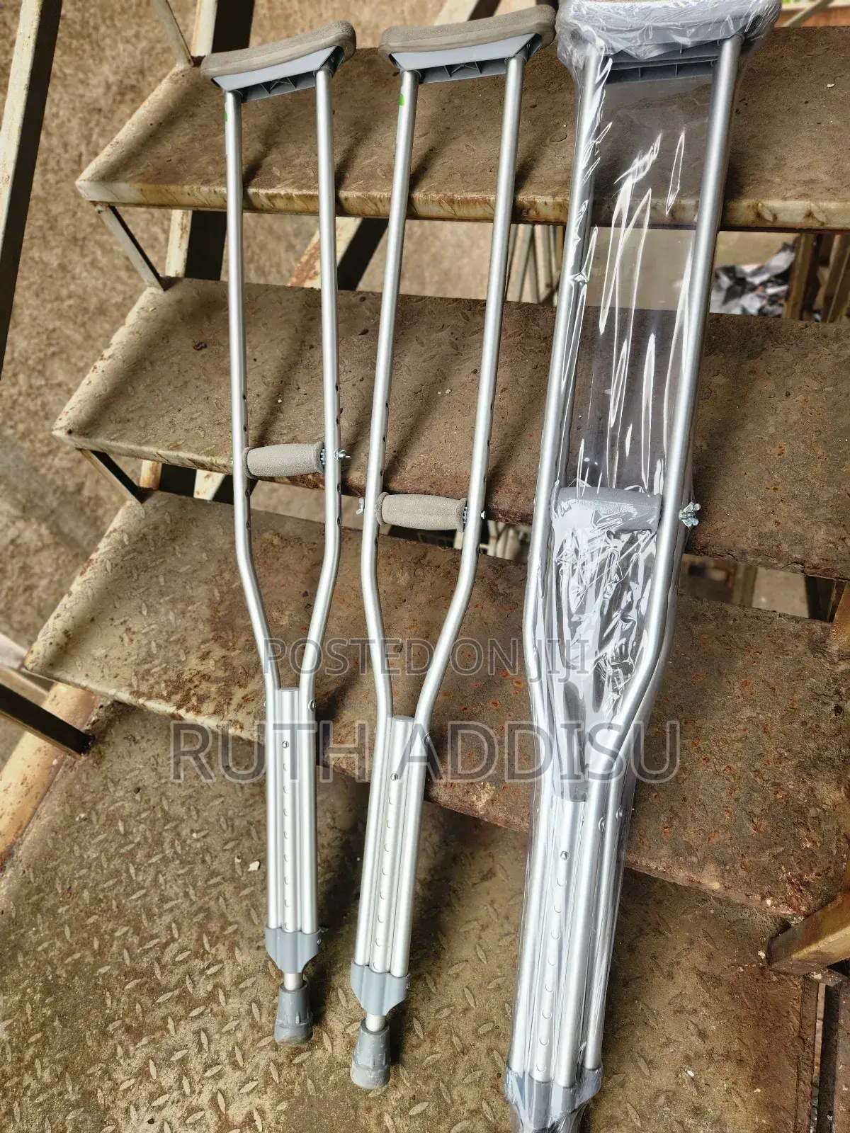 Crutches鴦啊crutches眉毛crutches𣋡你crutches管制crutches