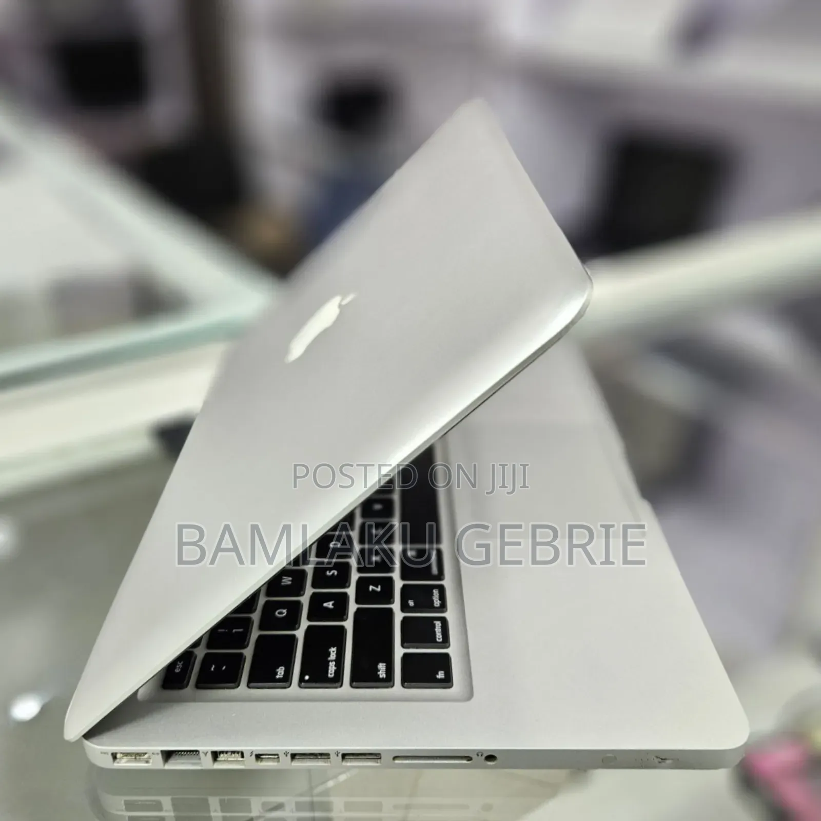 New Laptop Apple MacBook Pro 2012 4GB Intel Core I5 HDD 500GB